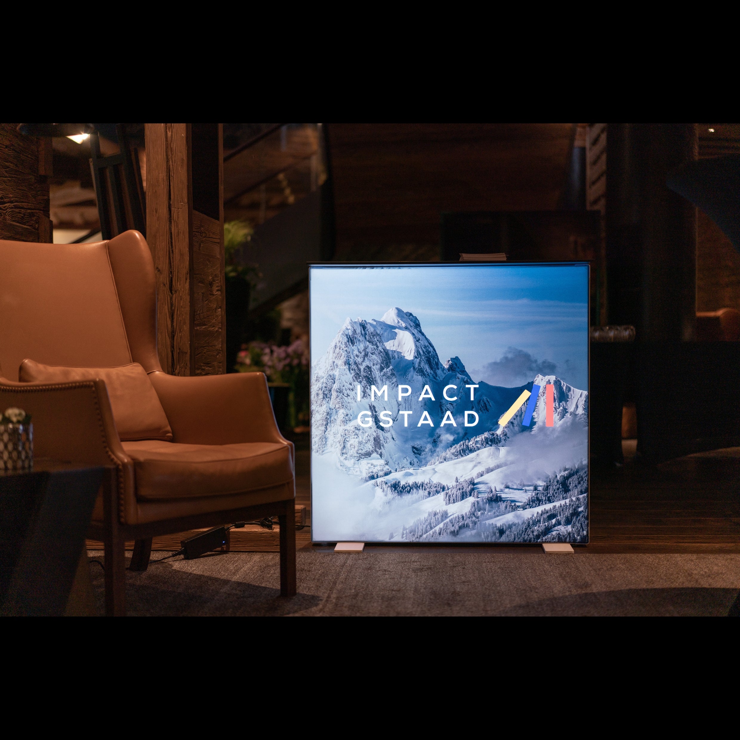 Leuchtwand Impact installiert in Gstaad, Beispielinstallation