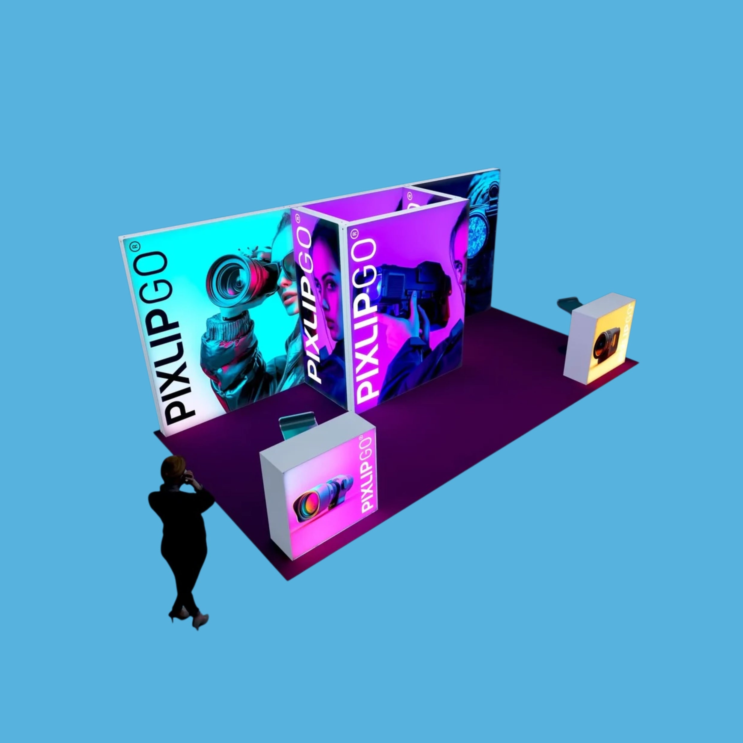 Messestand M-06 Seitenansicht mit leuchtendem Pixlip GO System, moderne und attraktive Messepräsentation _Varia-systems